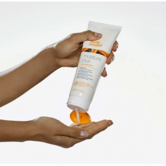 Кондиционер увлажняющий для сухих волос Milk Shake Moisture Plus Conditioner