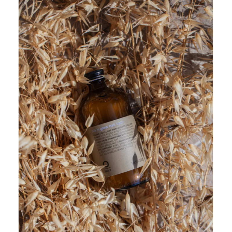 Шампунь для волосся з анти-фриз ефектом Rolland Silk'N'Glow Hair Bath Шампунь для волосся з анти-фриз ефектом Rolland Silk'N'Glow Hair Bath