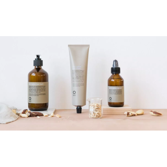 Шампунь для волосся з анти-фриз ефектом Rolland Silk'N'Glow Hair Bath