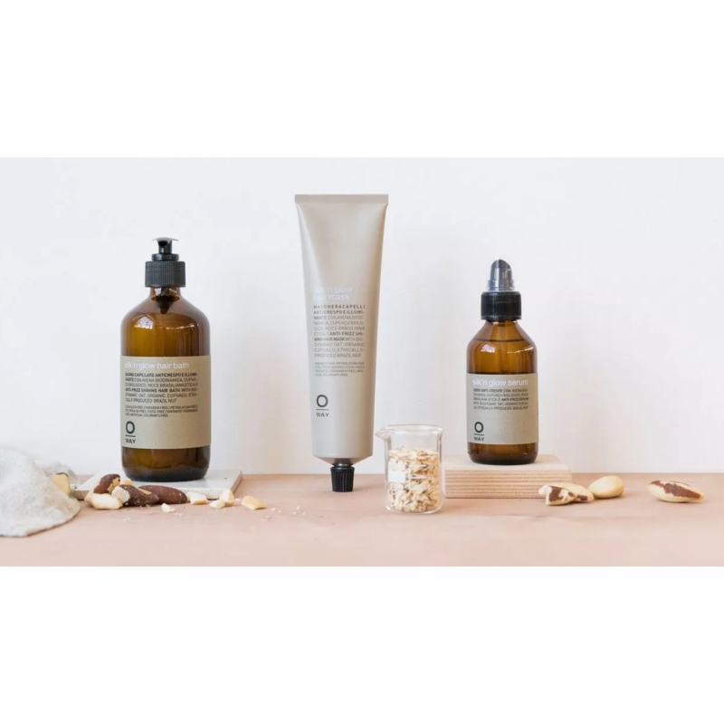 Шампунь для волосся з анти-фриз ефектом Rolland Silk'N'Glow Hair Bath Шампунь для волосся з анти-фриз ефектом Rolland Silk'N'Glow Hair Bath