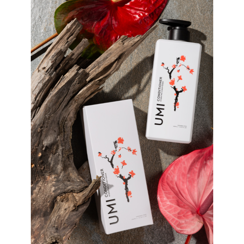 Термозащитный спрей для волос UMI Thermo Mist 150 мл Термозащитный спрей для волос UMI Thermo Mist 150 мл