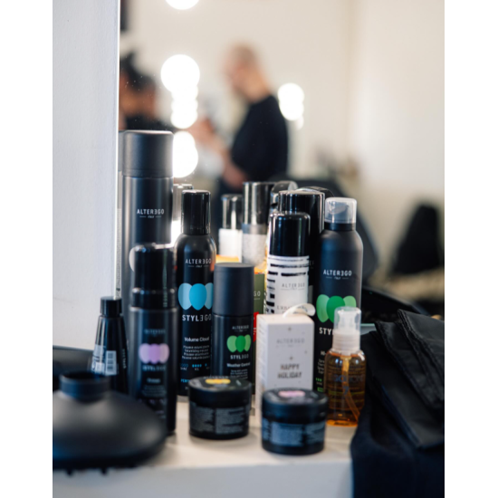 Лак для об'єму волосся легкої фіксації STYLEGO FINISH Air Volume Alter Ego 500 мл