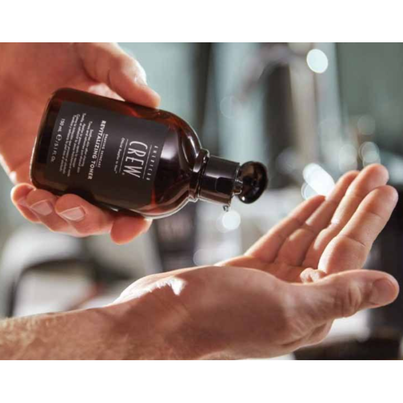 Восстанавливающий лосьон после бритья REVITALIZING TONER American Crew 150 мл 