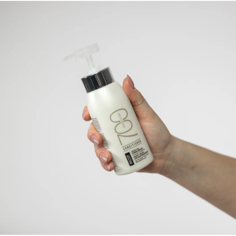 Розгладжуючий кондиціонер для волосся Keratin + Kale 700 Biotop