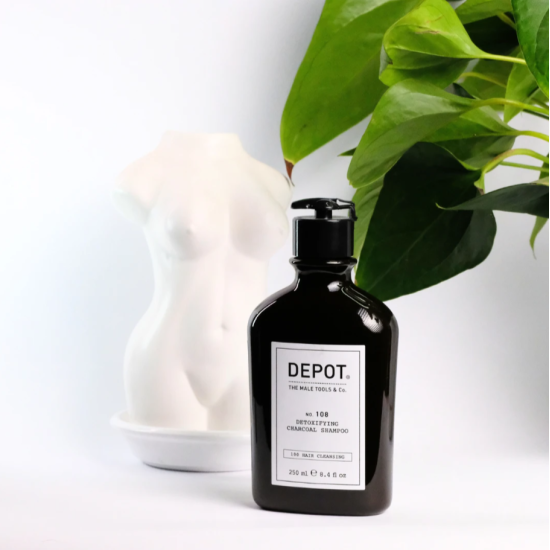 Шампунь для глубокой очистки с древесным углем No.108 Detoxifying Charcoal Shampoo DEPOT 250 мл