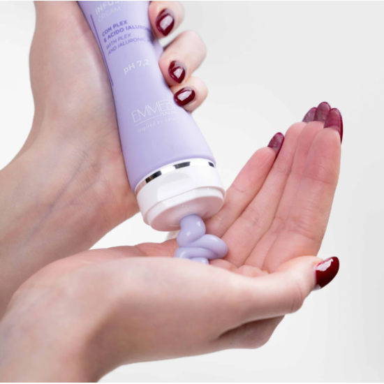 Крем-блеск для волос несмываемый Be Blonde Silver Shine Emmebi Italia 150 мл