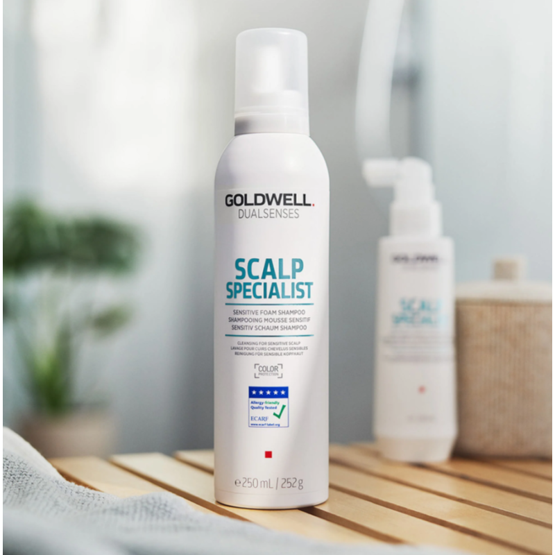 Шампунь в пене для чувствительной кожи головы Dualsenses Scalp Specialist Goldwell 250 мл