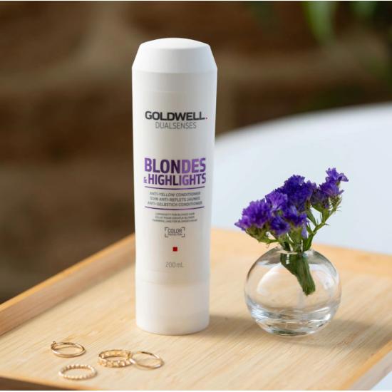 Бальзам анти-жовтий для освітленого волосся Dualsenses Blondes Highlights Goldwell