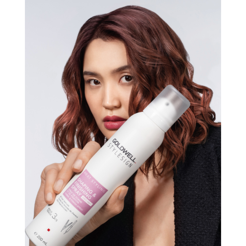 Спрей для укладки волос средней фиксации Stylesign Heat Styling Shaping Finishing Spray Goldwell