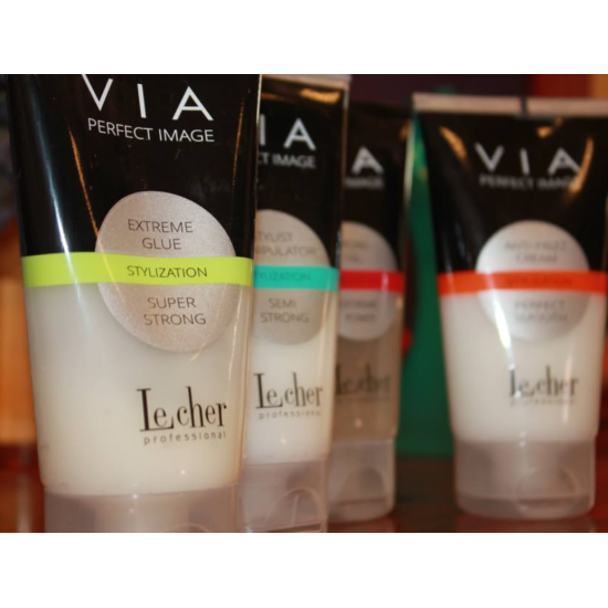 Крем для разглаживания VIA Anti-frizz Le Cher 150 мл