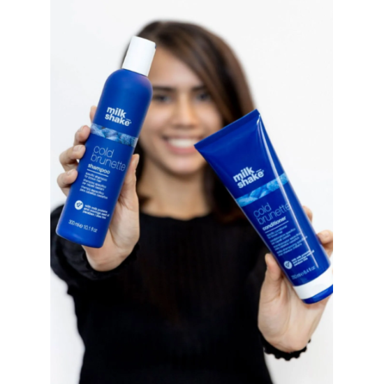 Шампунь для брюнеток із синім пігментом Cold Brunette Shampoo Milk Shake 