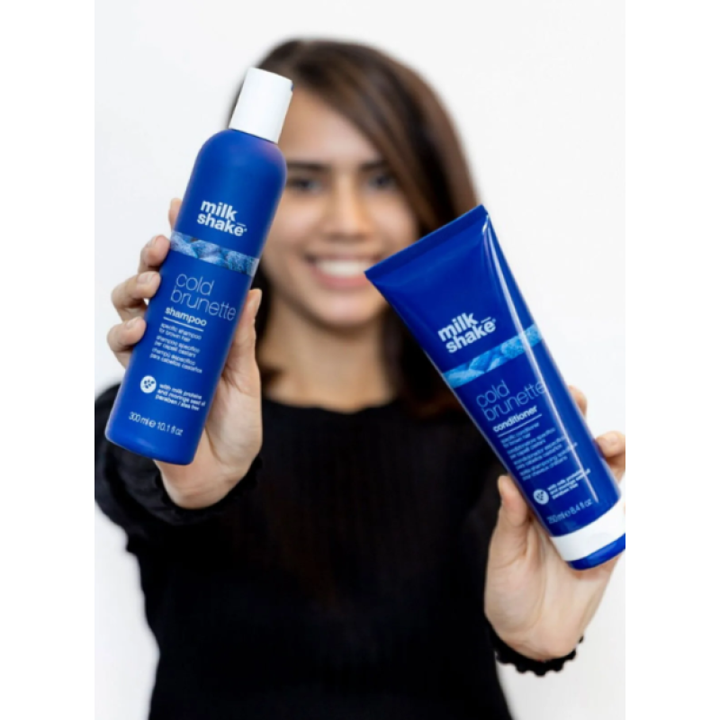 Шампунь для брюнеток із синім пігментом Cold Brunette Shampoo Milk Shake 