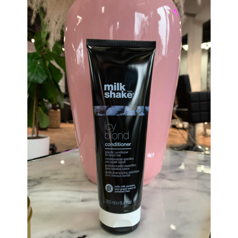 Кондиціонер для світлих та платинових блондинок Icy Blond Conditioner Milk Shake 