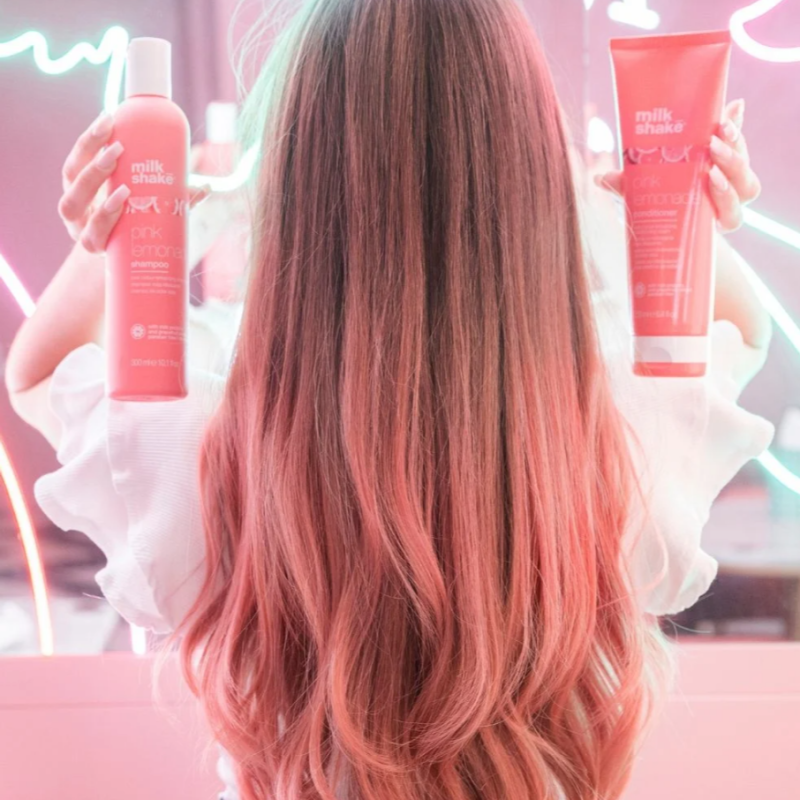 Шампунь для світлого волосся Pink Lemonade Shampoo Milk Shake 