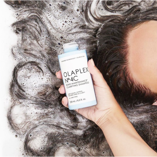 Очищувальний шампунь Olaplex Nº.4C Bond Maintenance Clarifying Shampoo 250 мл